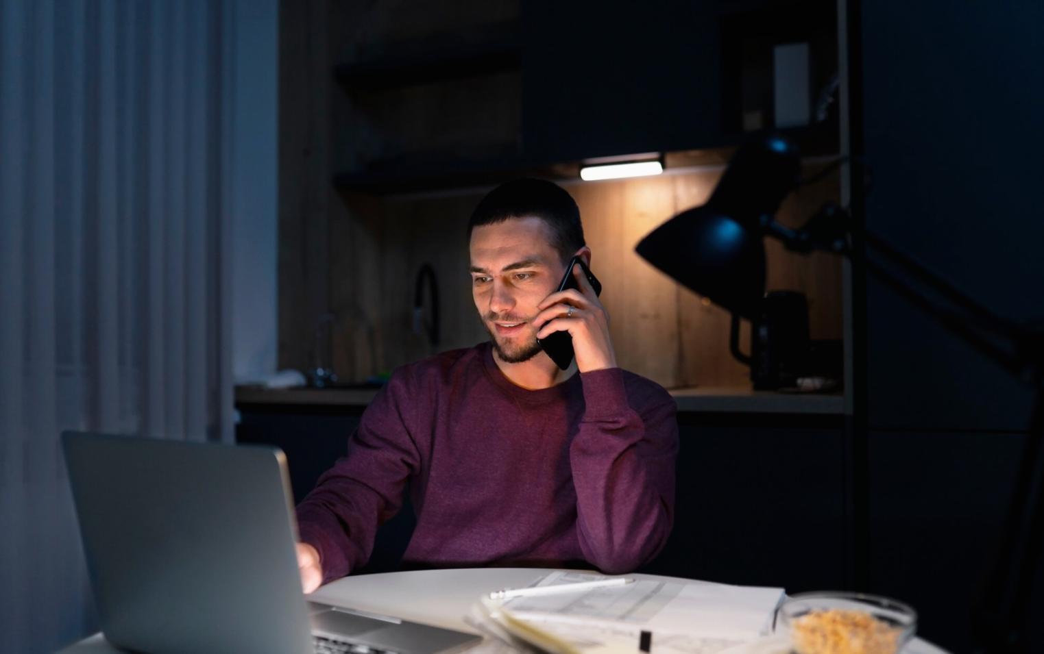 Sesión práctica de trabajo con presupuestos personales y herramientas financieras